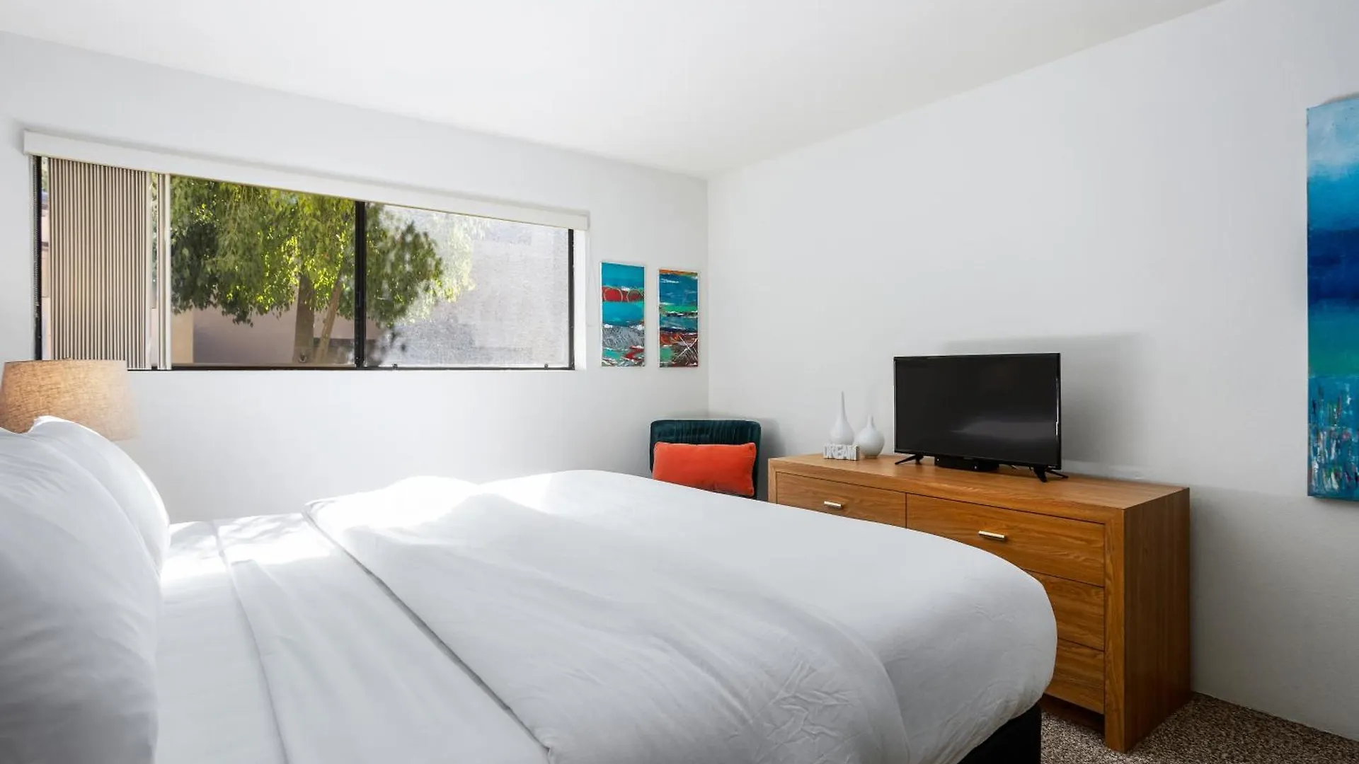 Downtown Winner At Plaza Villas By Acme House Company Palm Springs United States